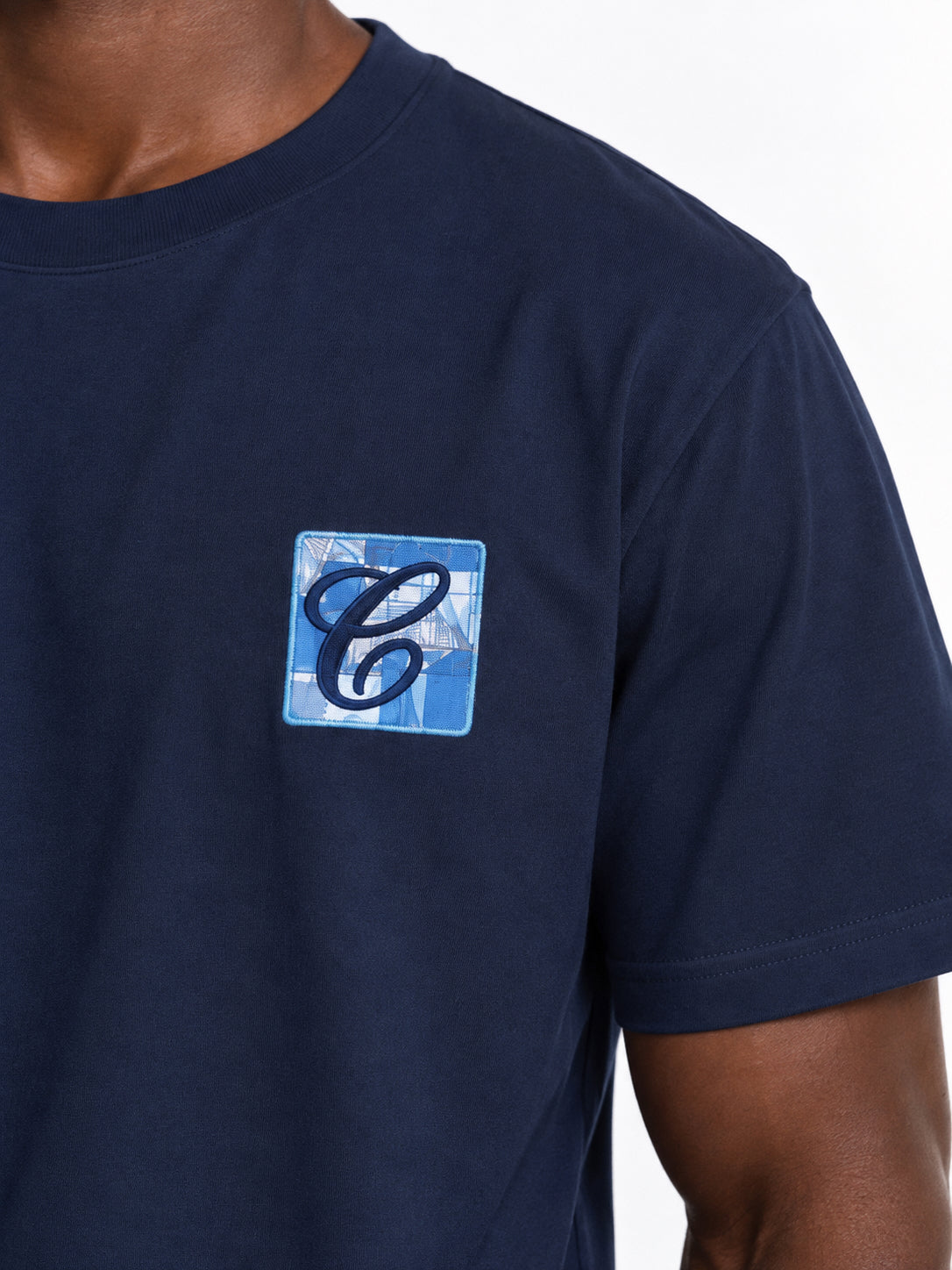 Box Logo t-shirt Navy — sleeve detail