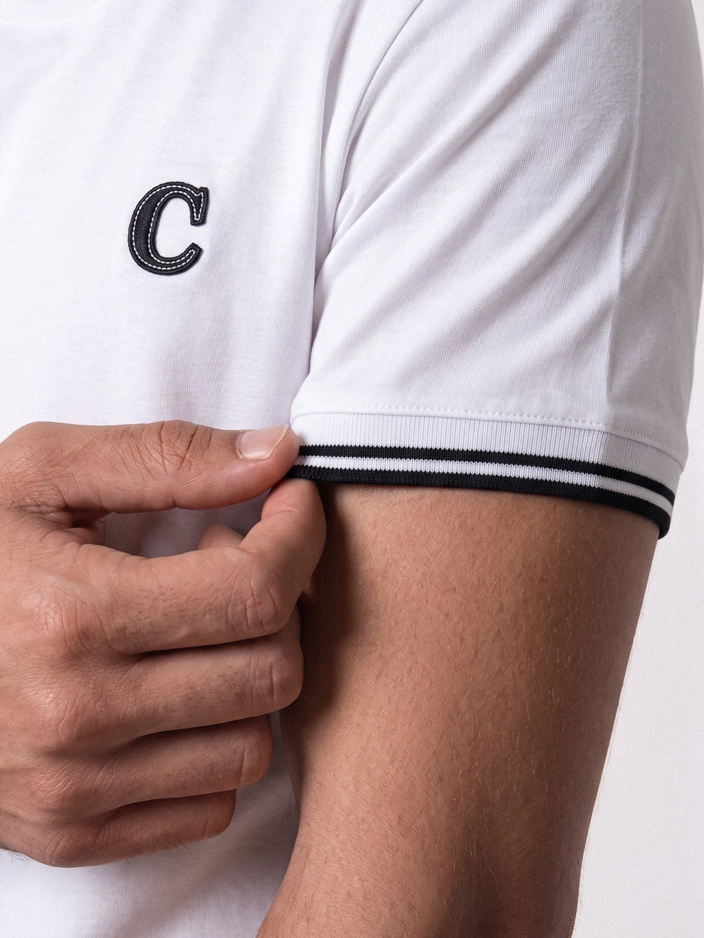 C Logo t-shirt White — sleeve detail