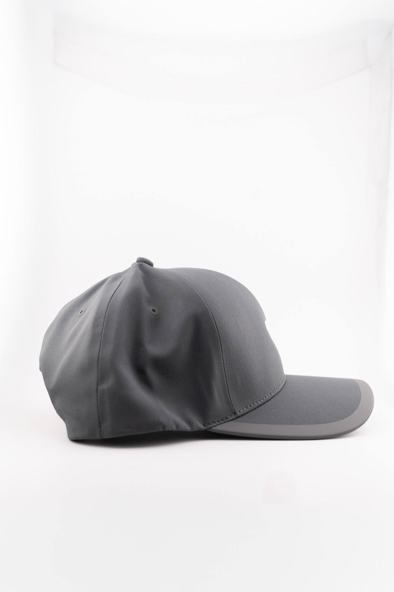 Luxury Capria Cap - Grey